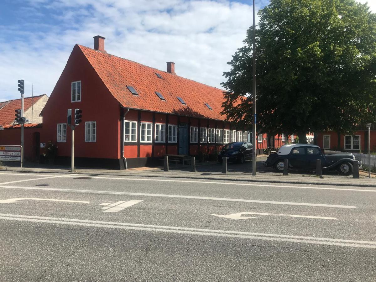 Toldboden Anno 1684 Appartement Rønne Buitenkant foto