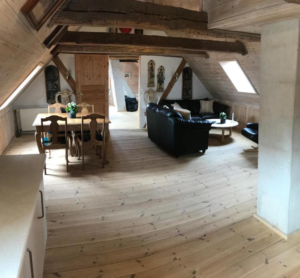 Toldboden Anno 1684 Appartement Rønne Buitenkant foto